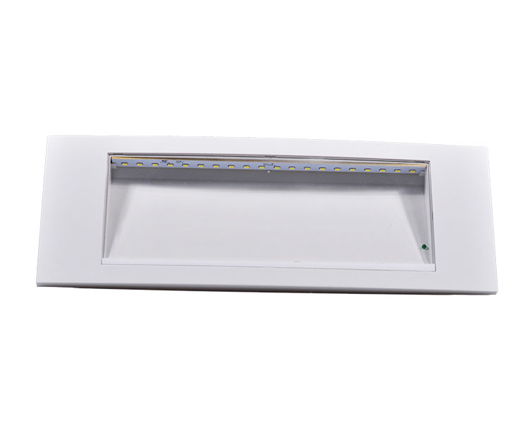 LE511AD Clear Polycarbonate khuếch tán & Ánh sáng khẩn cấp nhà ở
