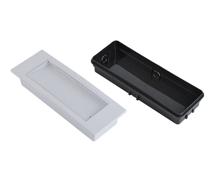 LE511AD Clear Polycarbonate khuếch tán & Ánh sáng khẩn cấp nhà ở